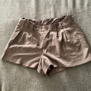 H&M Gray Dress Shorts Size 2